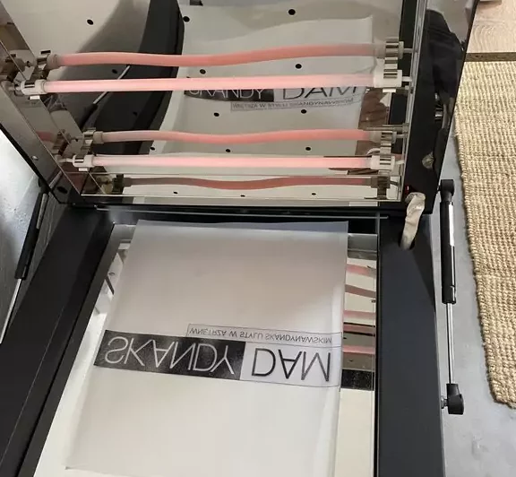 drukowanie elementów graicznych na ubrania