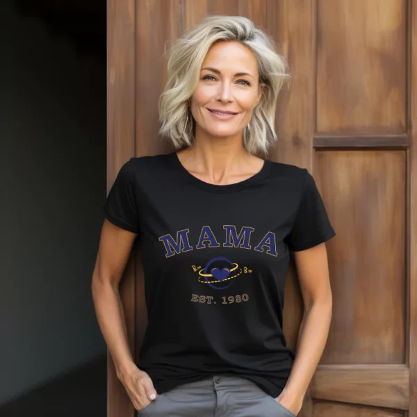 Koszulka dla Mamy z Inicjałami Dzieci - Serce - Prezent na Dzień Matki Urodziny