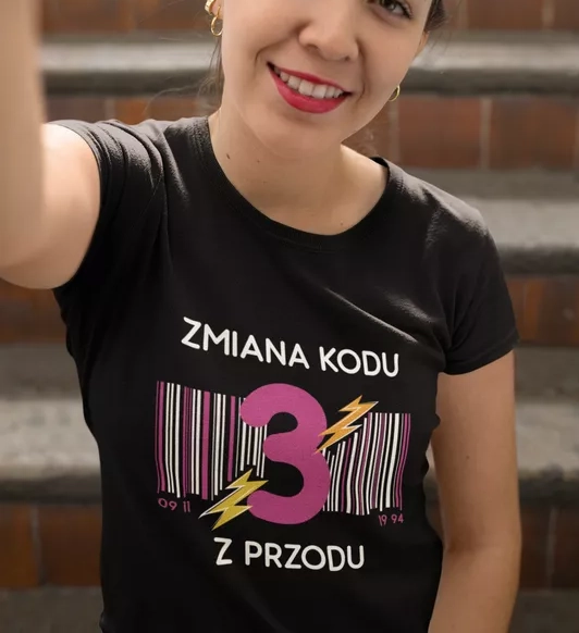 Koszulka Damska na Urodziny Zmiana Kodu na 3 4 5 z Przodu - Twój Wiek - Śmieszny Prezent