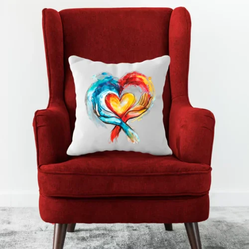 Poduszka z Grafiką Serca – Prezent na Walentynki