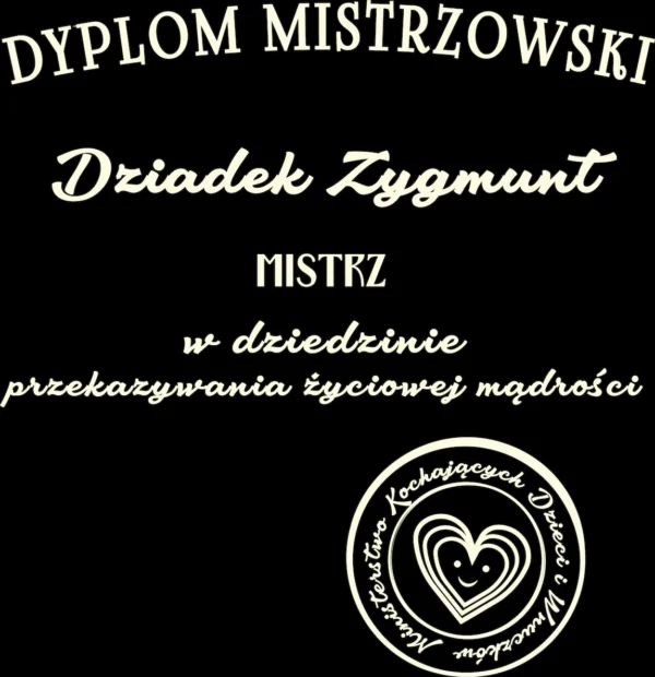Wzór nadruku: Dyplom Mistrza w dziedzinie przekazywania życiowej mądrości Elegancki czarny nadruk z motywem serca dla mądrego dziadka